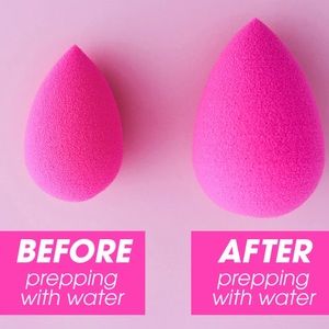 Beauty blender set with holder! Latex free